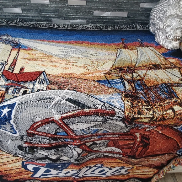 New England Patriots Blanket - Picture 2 of 3